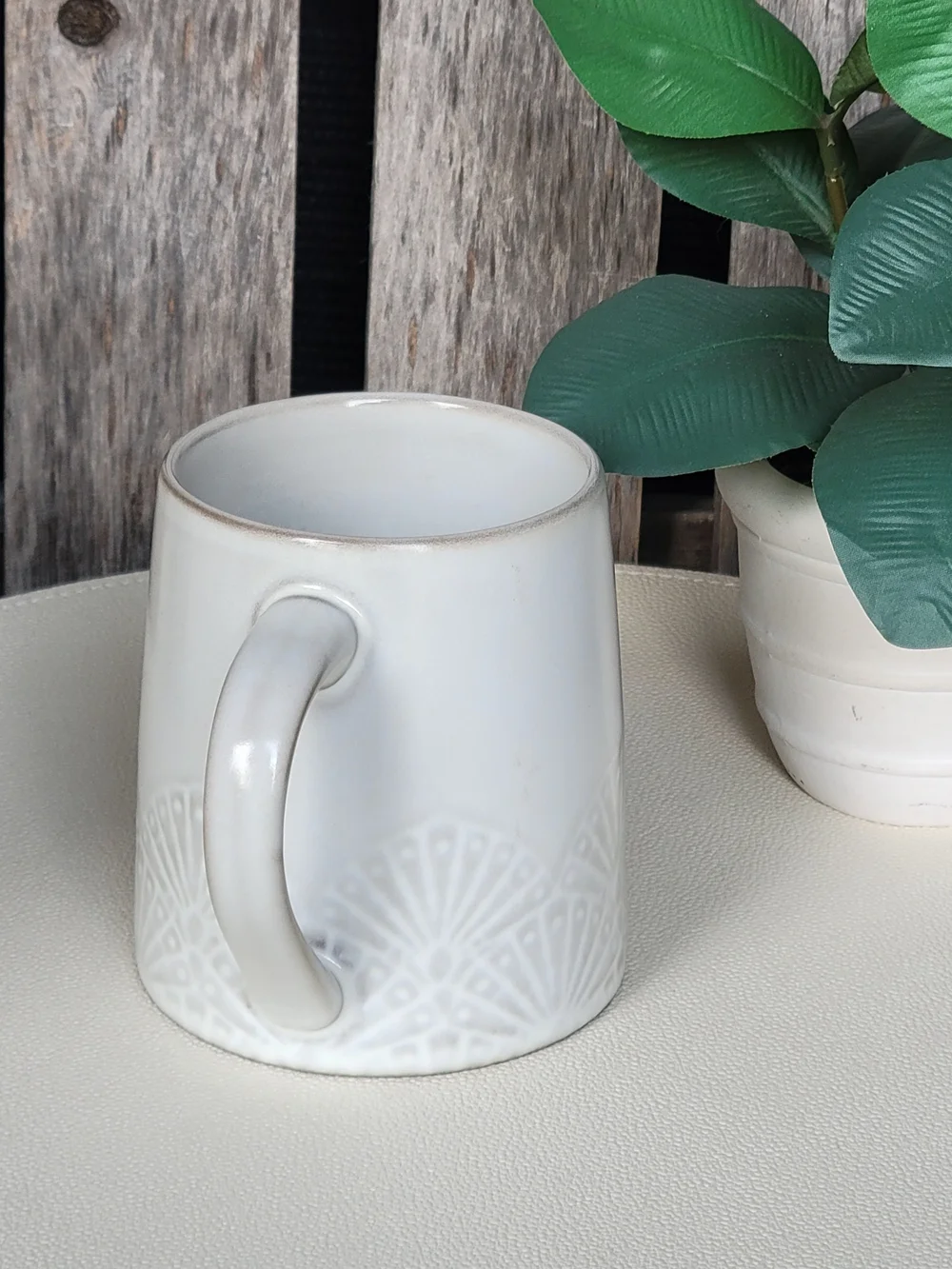 Hearth & Hand Cream White Ceramic Patterned Mug Etched Fan Motif - Picture 2 of 8